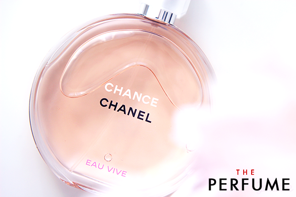 Chanel-Chance-Eau-Vive-4-800x534