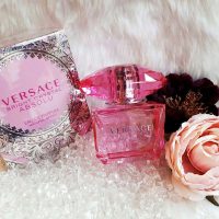 qua-tang-8-3-nuoc-hoa-Versace-Bright-Crystal-Absolu-edp