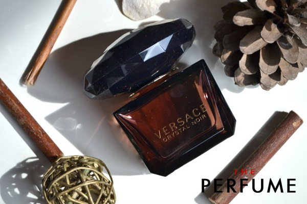 versace-crystal-noir-edt